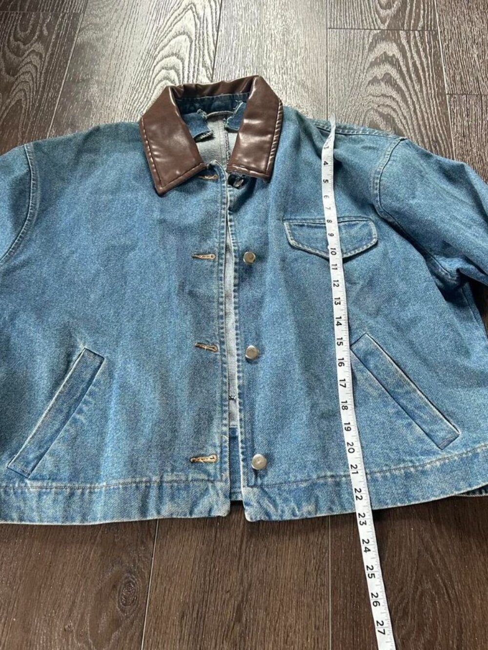 vintage 90s y2k denim jacket from the Marlboro Country Store   Size medium Overs - Picture 4 of 7